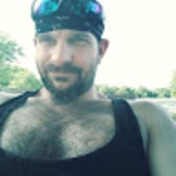 Meet your Posher, Jeffrey - Picture 1 of 1